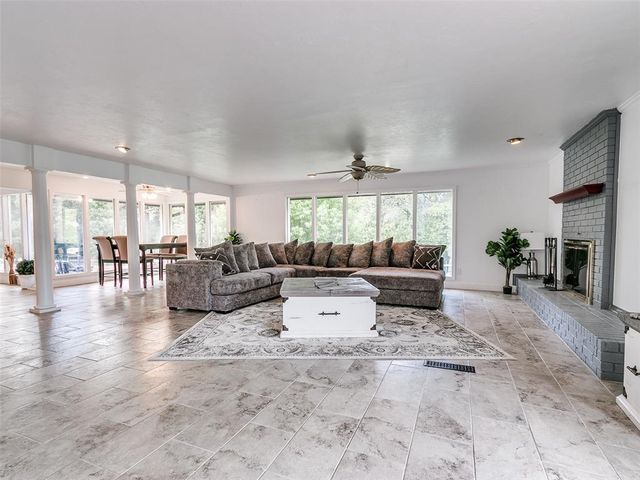 2320 W Sorghum Mill Road, Edmond, OK 73025