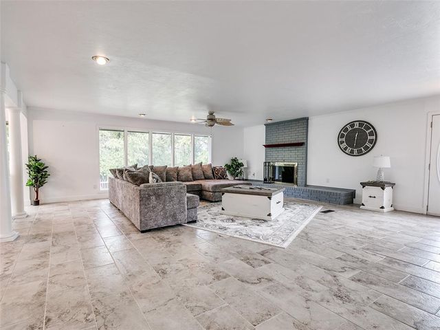 2320 W Sorghum Mill Road, Edmond, OK 73025
