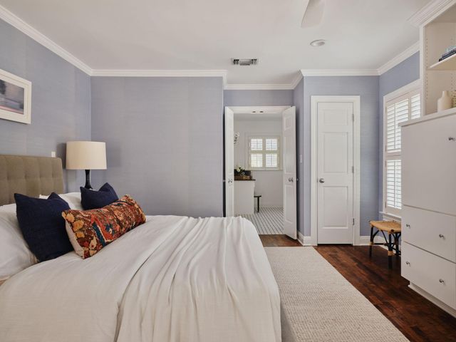 2412 Jarratt Ave, Austin, TX 78703