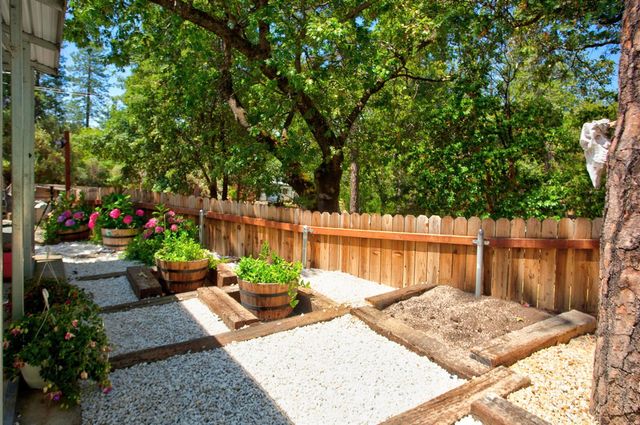 14334 Oregon Peak Rd, Dobbins, CA 95935