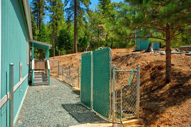 14334 Oregon Peak Rd, Dobbins, CA 95935