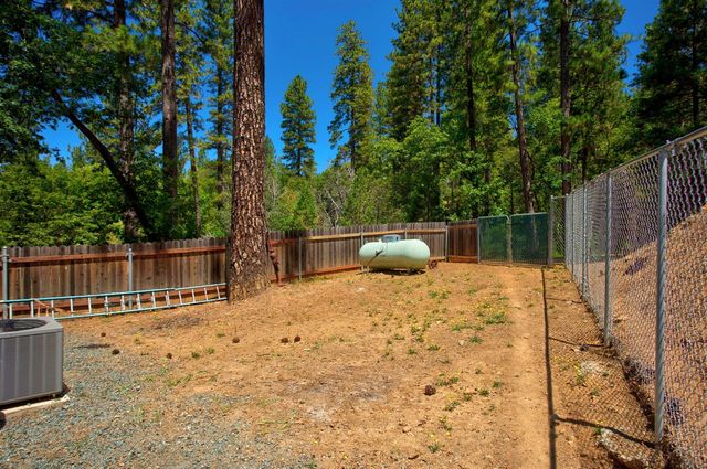 14334 Oregon Peak Rd, Dobbins, CA 95935