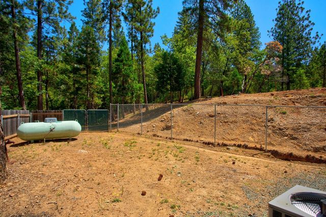 14334 Oregon Peak Rd, Dobbins, CA 95935