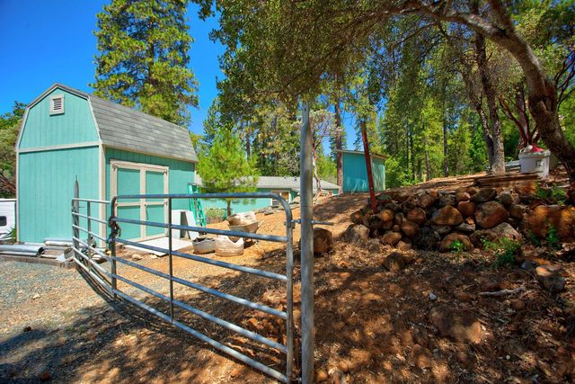 14334 Oregon Peak Rd, Dobbins, CA 95935