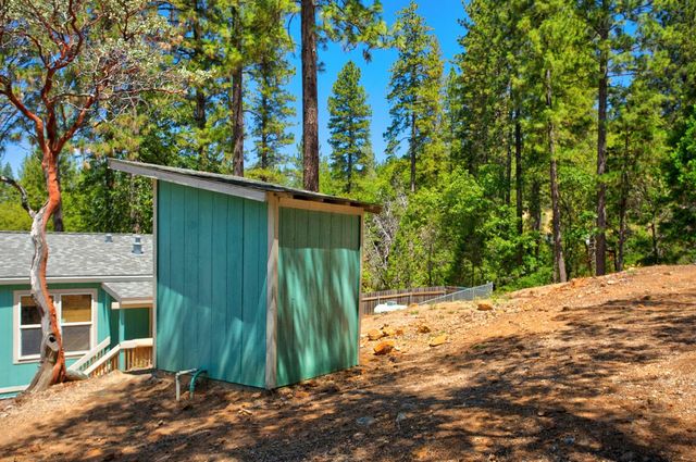 14334 Oregon Peak Rd, Dobbins, CA 95935