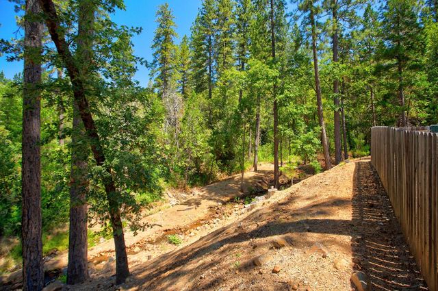 14334 Oregon Peak Rd, Dobbins, CA 95935
