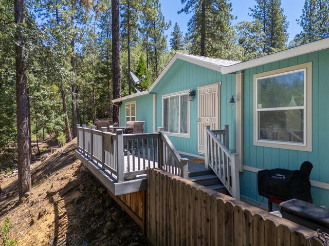 14334 Oregon Peak Rd, Dobbins, CA 95935