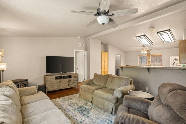 14334 Oregon Peak Rd, Dobbins, CA 95935