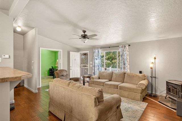 14334 Oregon Peak Rd, Dobbins, CA 95935