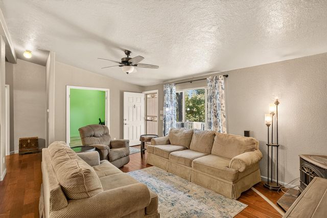 14334 Oregon Peak Rd, Dobbins, CA 95935