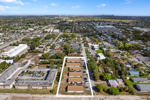 3455 Hi St, Lake Worth, FL 33461