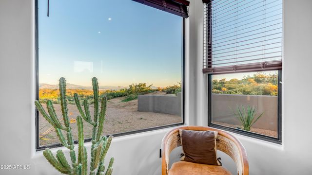 42215 N LA PLATA Road, Cave Creek, AZ 85331