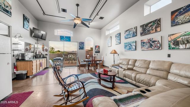 42215 N LA PLATA Road, Cave Creek, AZ 85331