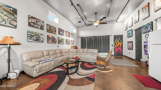 42215 N LA PLATA Road, Cave Creek, AZ 85331