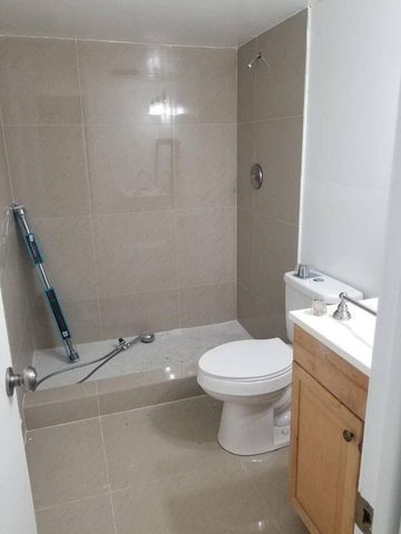 733 SE 1st Way 105, Deerfield Beach, FL 33441