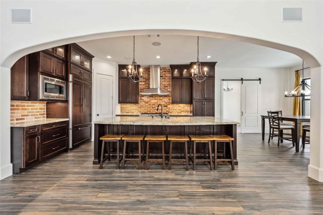 215 Malone Street, Houston, TX 77007