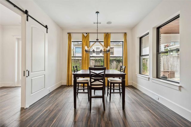 215 Malone Street, Houston, TX 77007