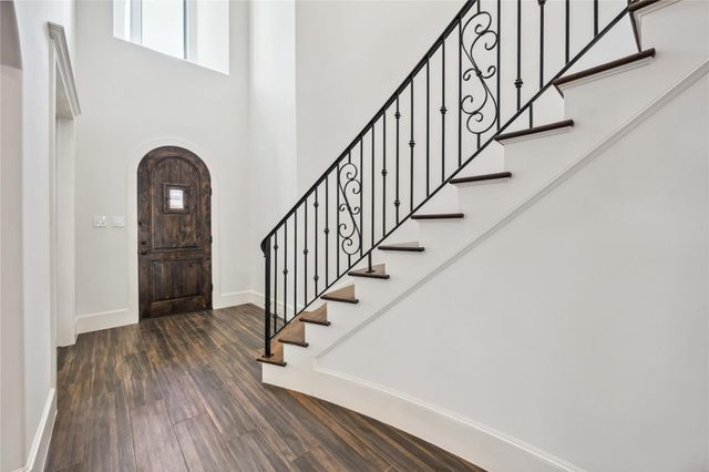 215 Malone Street, Houston, TX 77007