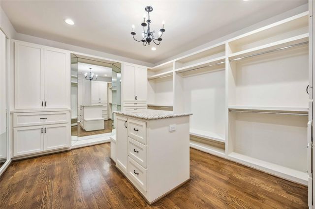 215 Malone Street, Houston, TX 77007