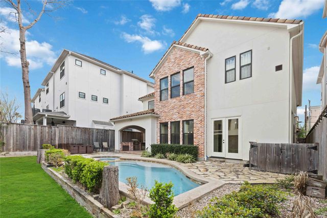 215 Malone Street, Houston, TX 77007