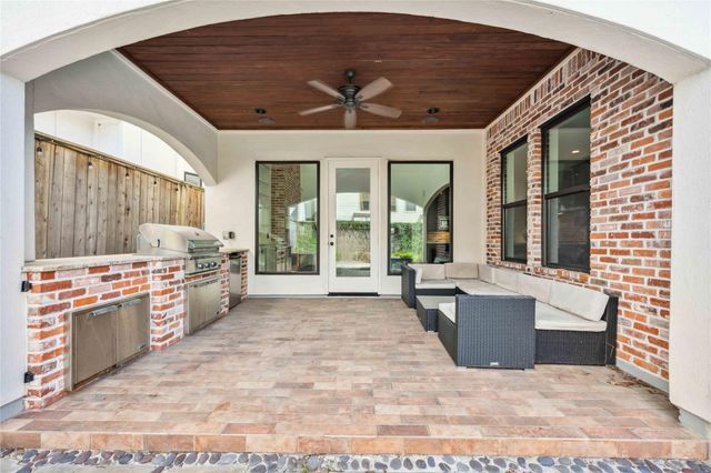 215 Malone Street, Houston, TX 77007
