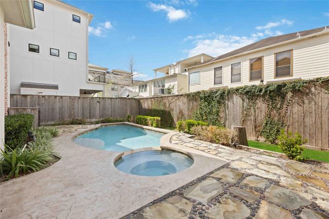 215 Malone Street, Houston, TX 77007