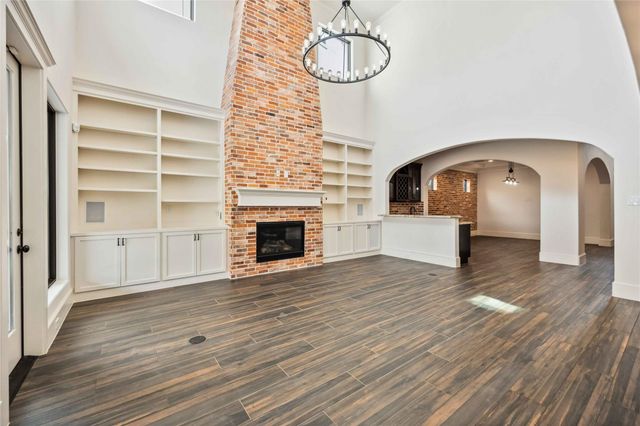 215 Malone Street, Houston, TX 77007