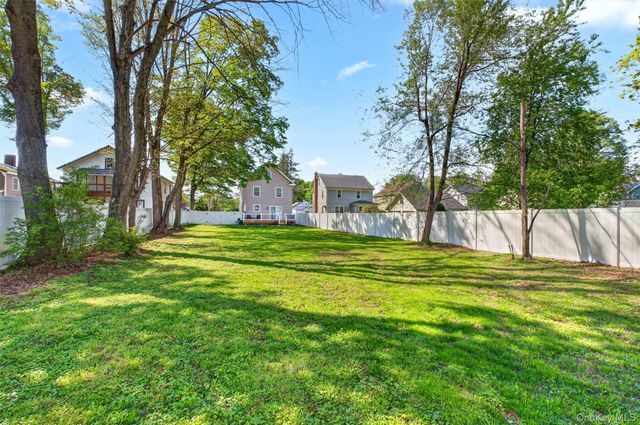 45 Park Avenue, Poughkeepsie, NY 12603