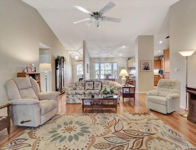 44 Zarpa Way, Hot Springs Village, AR 71909