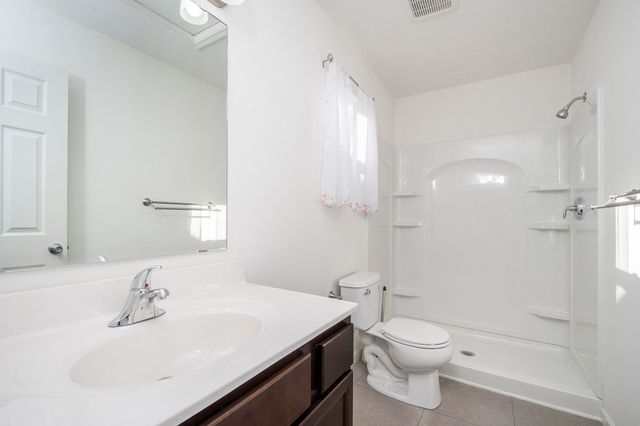 2664 Plover Drive Se, City Of Kentwood, MI 49508