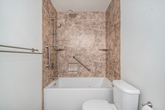 2664 Plover Drive Se, City Of Kentwood, MI 49508