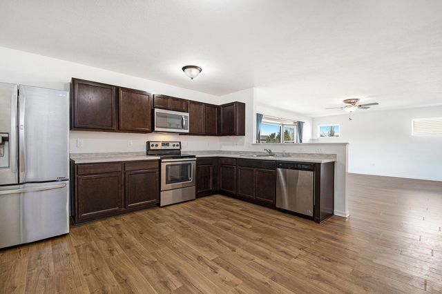 2664 Plover Drive Se, City Of Kentwood, MI 49508