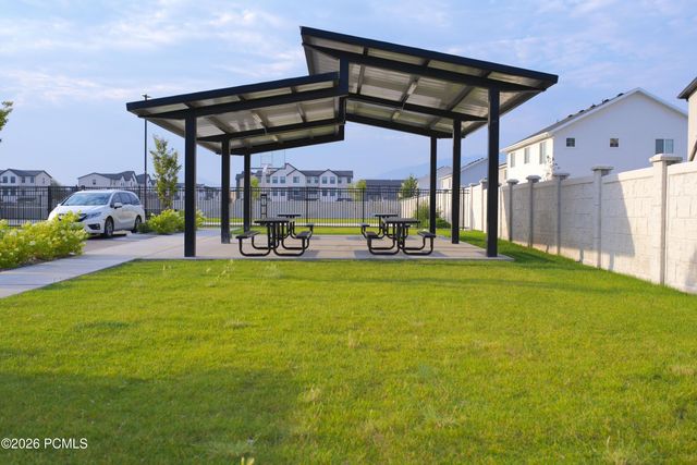 945 S 950 West, American Fork, UT 84003