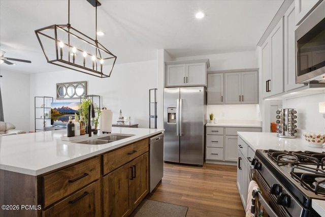 945 S 950 West, American Fork, UT 84003