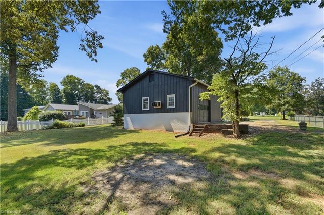 4484 Virginia Drive, Trinity, NC 27370
