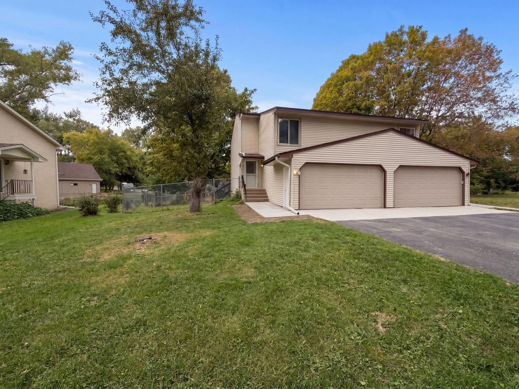 15391 Trillium Circle, Eden Prairie, MN 55344 — exterior