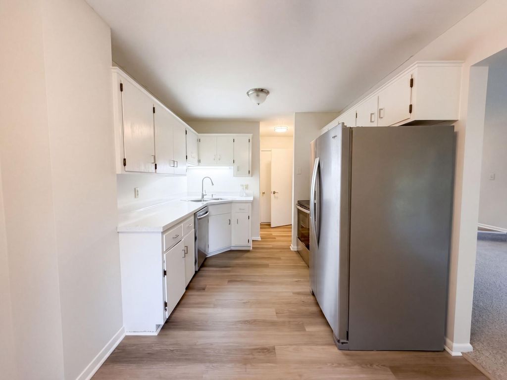 15391 Trillium Circle, Eden Prairie, MN 55344 — photo 2