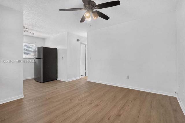 458 SW 9th St 1, Miami, FL 33130