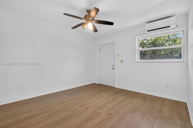 458 SW 9th St 1, Miami, FL 33130