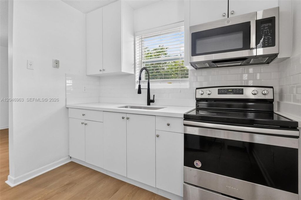 458 SW 9th St 1, Miami, FL 33130