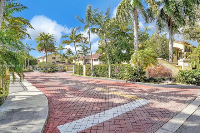 738 NE 90th Street 207, Miami, FL 33138