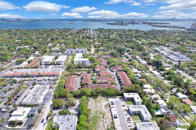 738 NE 90th Street 207, Miami, FL 33138