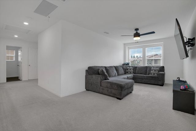 13 Pilato Dr, Stockton, CA 95209