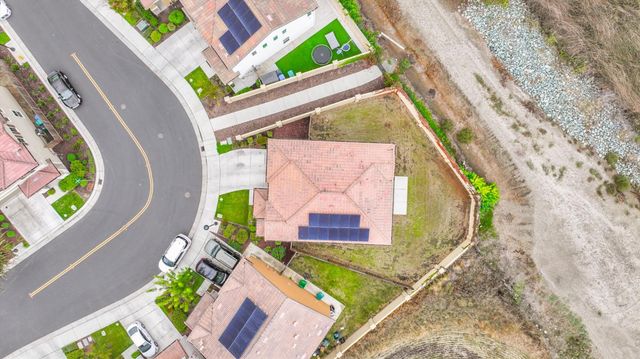 13 Pilato Dr, Stockton, CA 95209