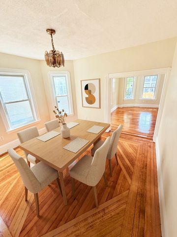 9 Don Street, Boston, MA 02124