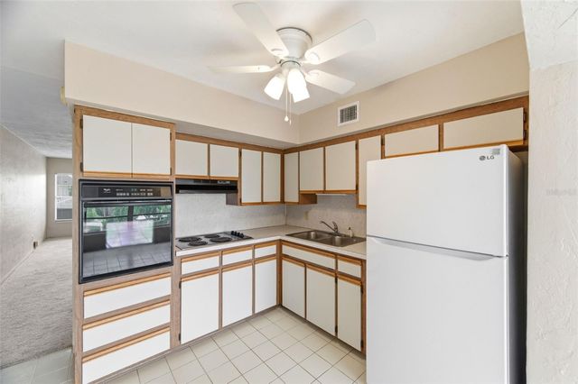 2462 BRAZILIA DRIVE 70, Clearwater, FL 33763