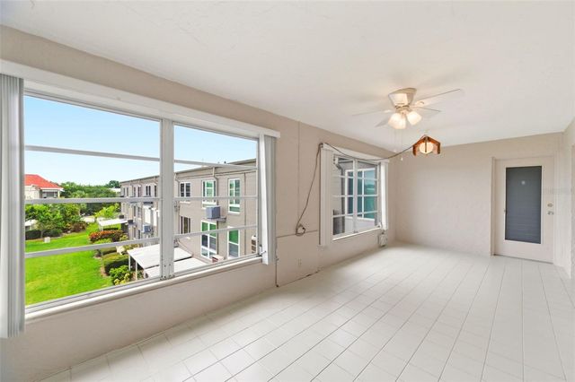 2462 BRAZILIA DRIVE 70, Clearwater, FL 33763