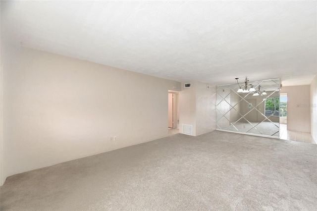 2462 BRAZILIA DRIVE 70, Clearwater, FL 33763