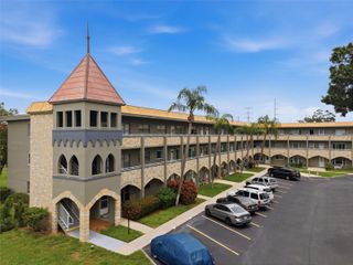 2462 BRAZILIA DRIVE 70, Clearwater, FL 33763