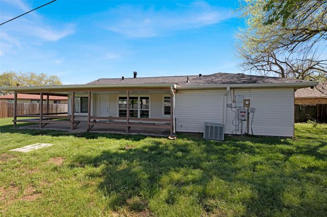 2302 Doverglen Drive, Missouri City, TX 77489